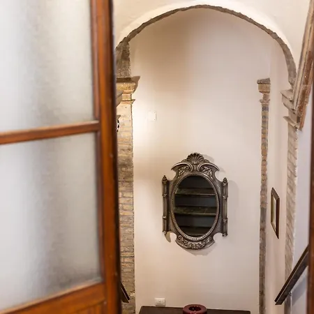 Palazzo Crescimbeni
