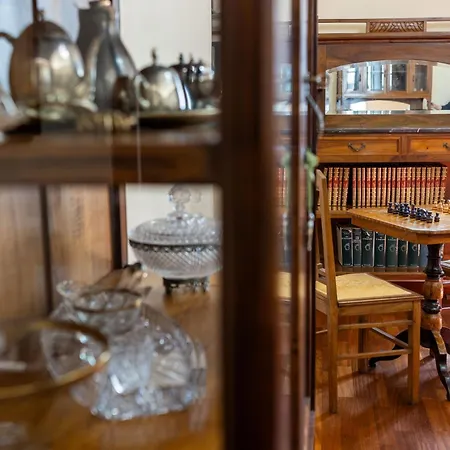 Palazzo Crescimbeni * Bevagna