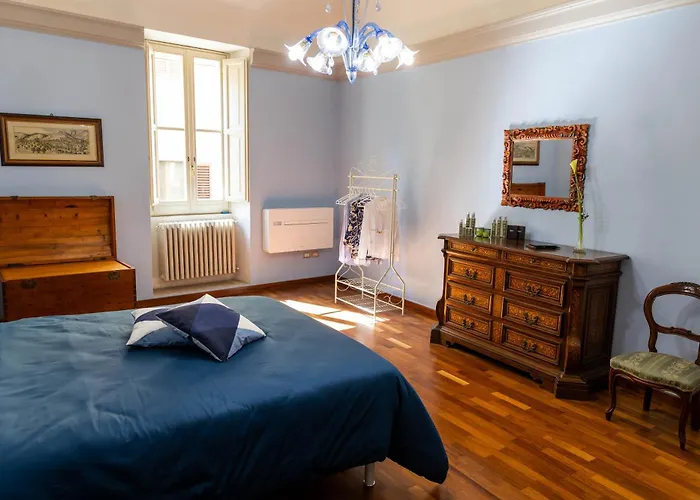 Palazzo Crescimbeni Apartment Bevagna