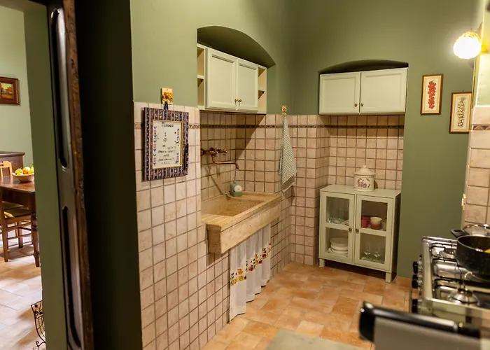 Palazzo Crescimbeni Apartment